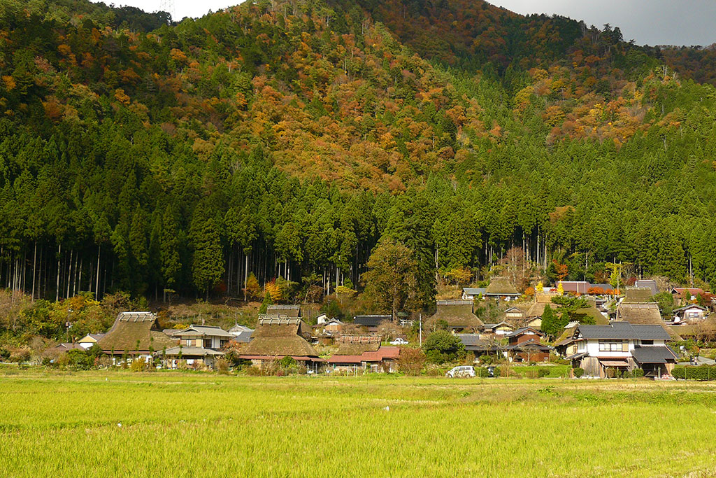 Vilarejo de Miyama, Kyoto, Japão em foto de Gil Gosch